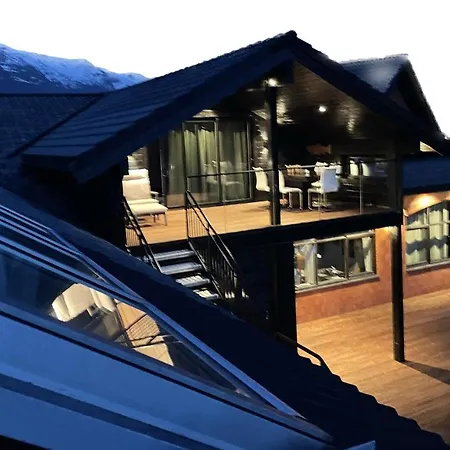 3, Penthouse. Lejlighed *