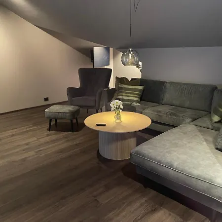 Apartmán 3, Penthouse. *